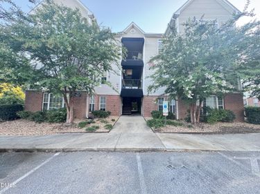 2520 Friedland Place, Unit 203, Raleigh, NC 27617