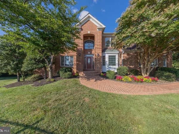 12500 FALKIRK DRIVE, FAIRFAX, VA 22033