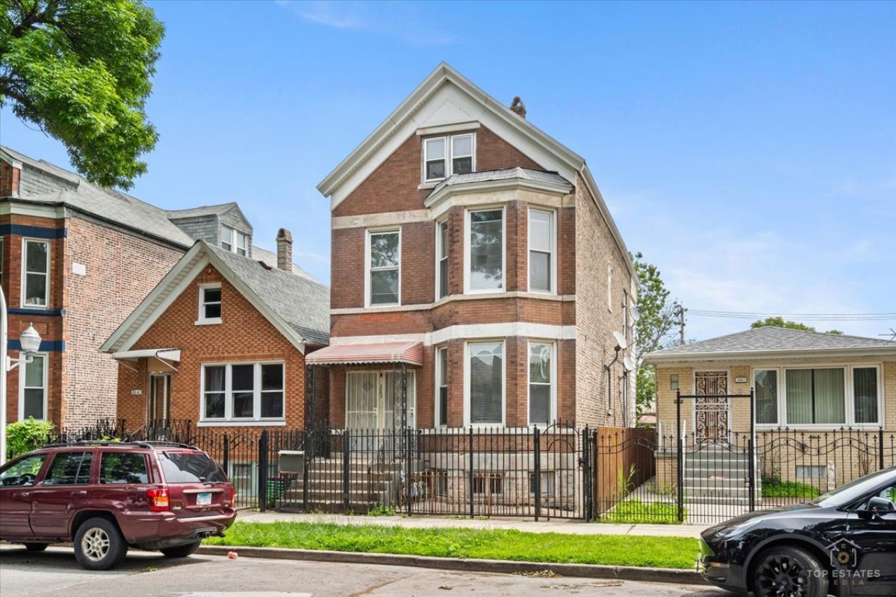 3645 S Wood Street, Chicago, IL 60609 Main Photo