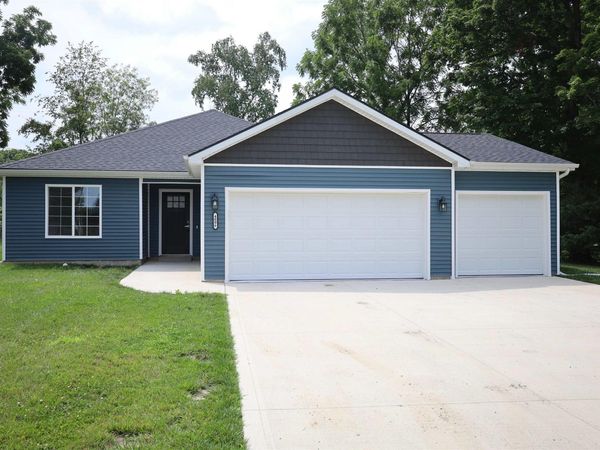 4006 Woodhill Drive, Fort Wayne, IN 46804