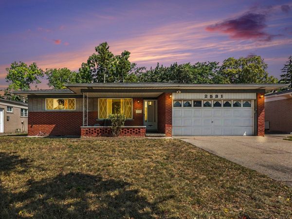 2531 Grace Drive, Warren, MI 48091