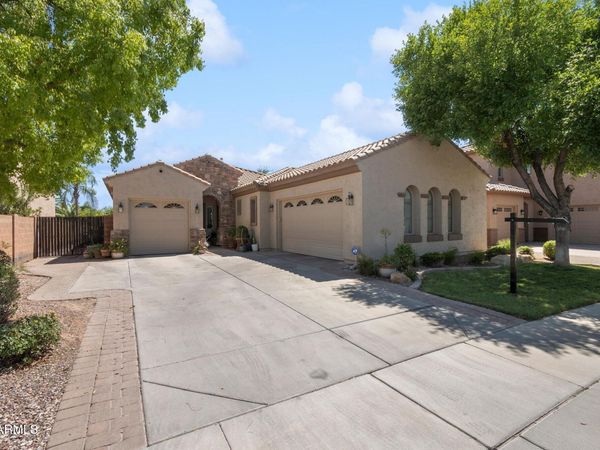 3105 E CLAXTON Court, Gilbert, AZ 85297