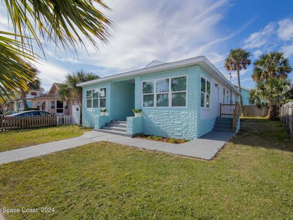 128 S Wild Olive Avenue , Daytona Beach, FL 32118