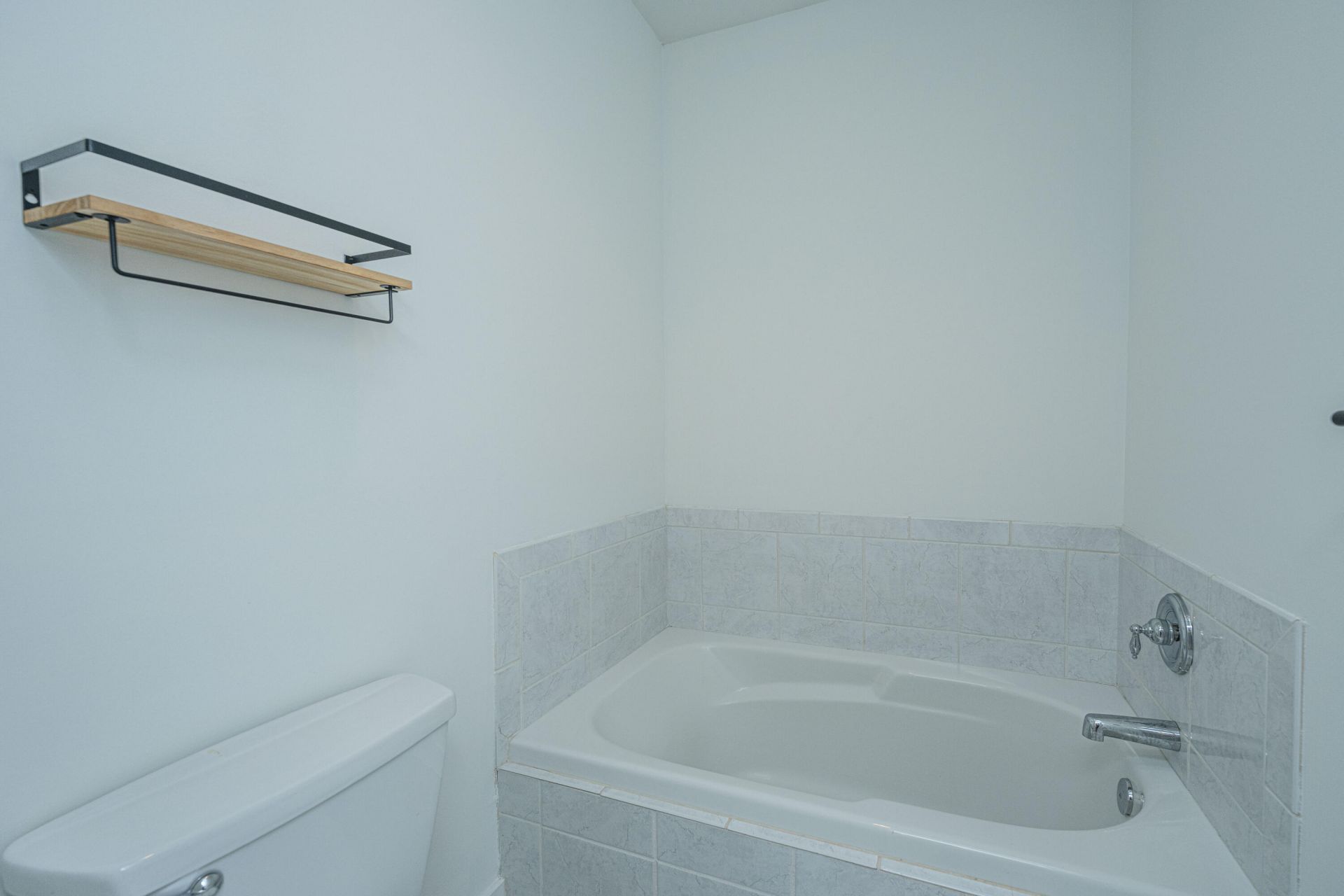 1602 Hopeman Lane Photo 26