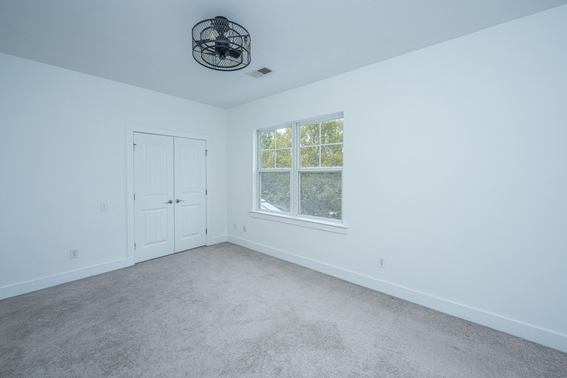 1602 Hopeman Lane Photo 28