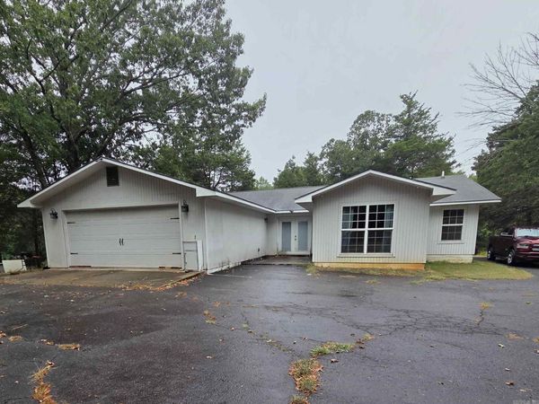 3810 E 6th Street, Russellville, AR 72802