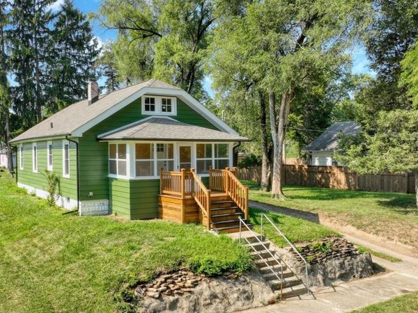 337 E Addison Street, Jackson, MI 49203