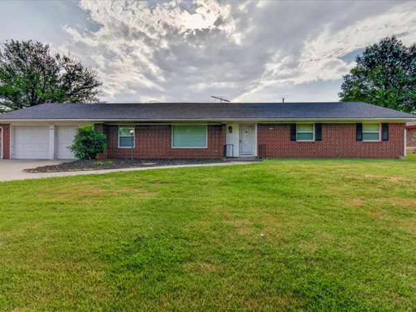 1312 Melmart Drive , Bartlesville, OK 74006