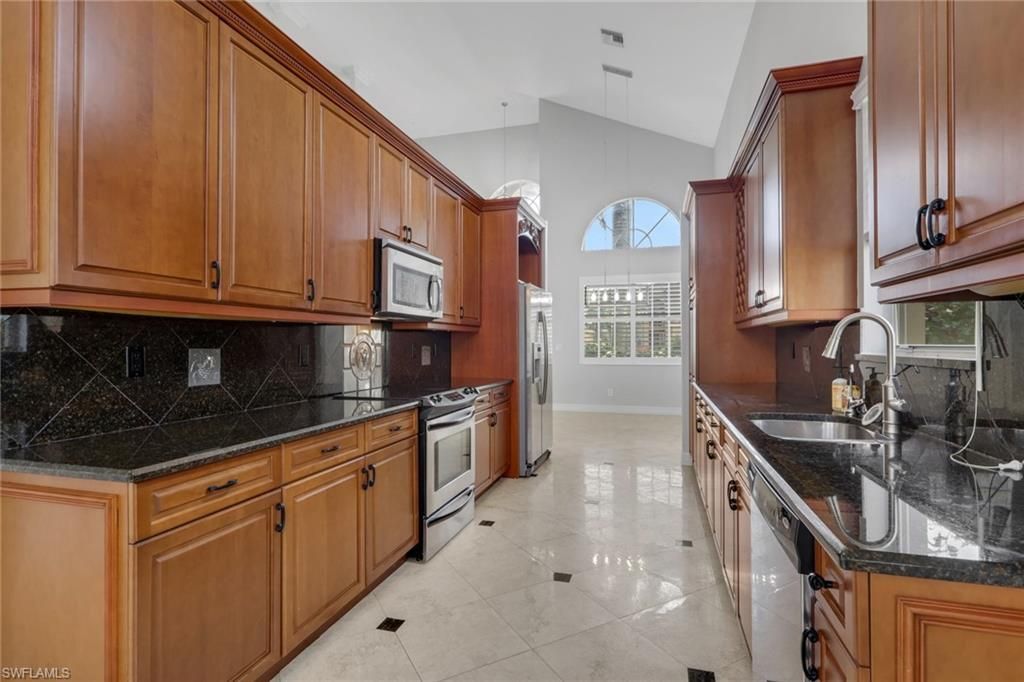2137 Isla De Palma Cir, Naples, FL 34119 Photo