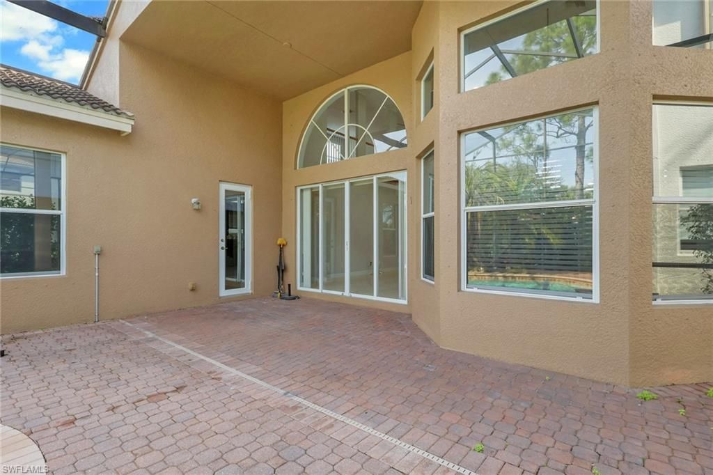 2137 Isla De Palma Cir, Naples, FL 34119 Photo