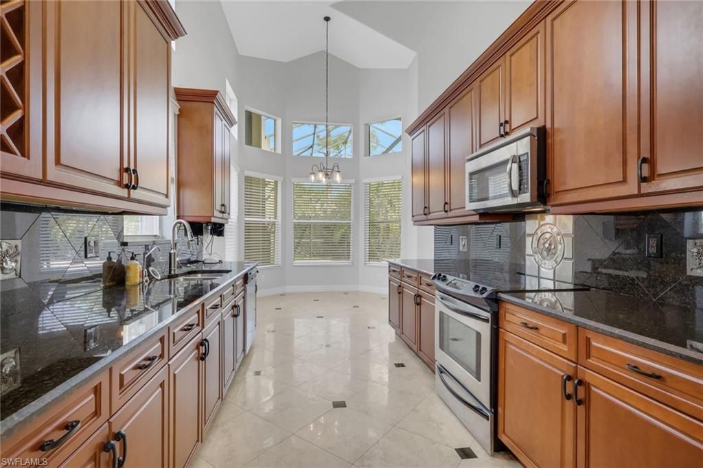 2137 Isla De Palma Cir, Naples, FL 34119 Photo