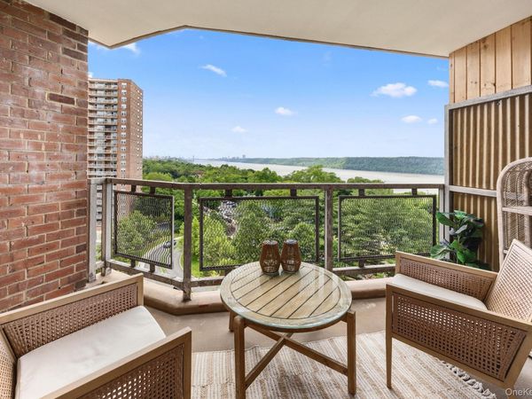 5900 Arlington Avenue, Unit 10R, Bronx, NY 10471