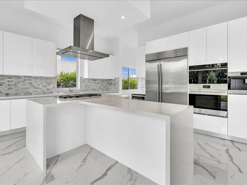 16644 Botaniko Dr N , Unit 16644, Weston, FL 33326 Photo