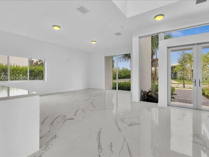 16644 Botaniko Dr N , Unit 16644, Weston, FL 33326 Photo