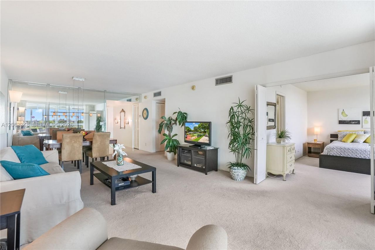 3091 N Course Dr, Unit 502, Pompano Beach, FL 33069 Photo