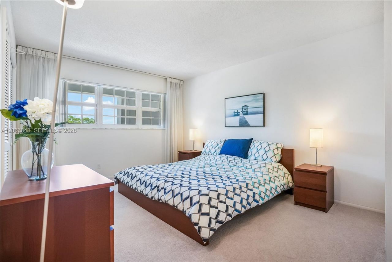 3091 N Course Dr, Unit 502, Pompano Beach, FL 33069 Photo