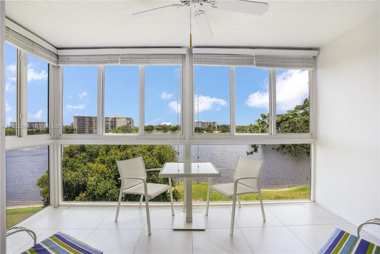3091 N Course Dr, Unit 502, Pompano Beach, FL 33069 Photo
