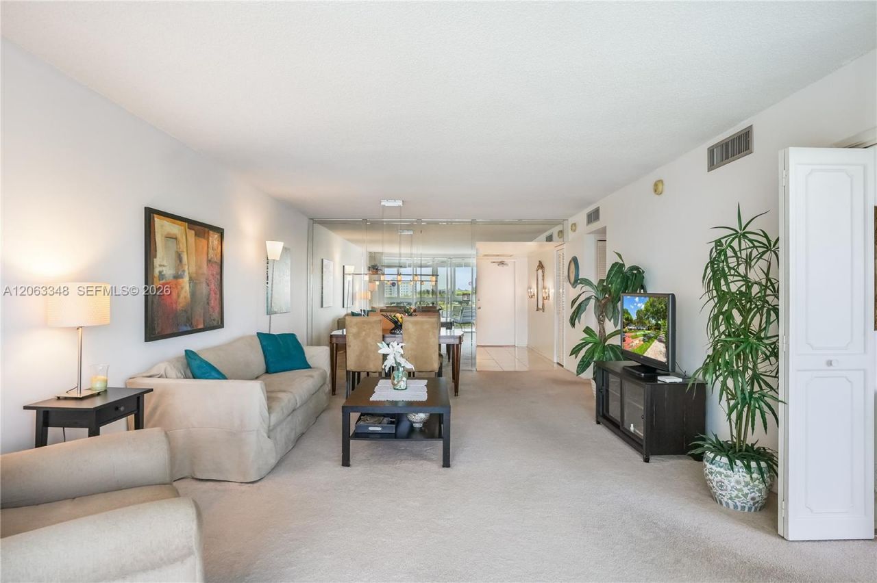 3091 N Course Dr, Unit 502, Pompano Beach, FL 33069 Photo