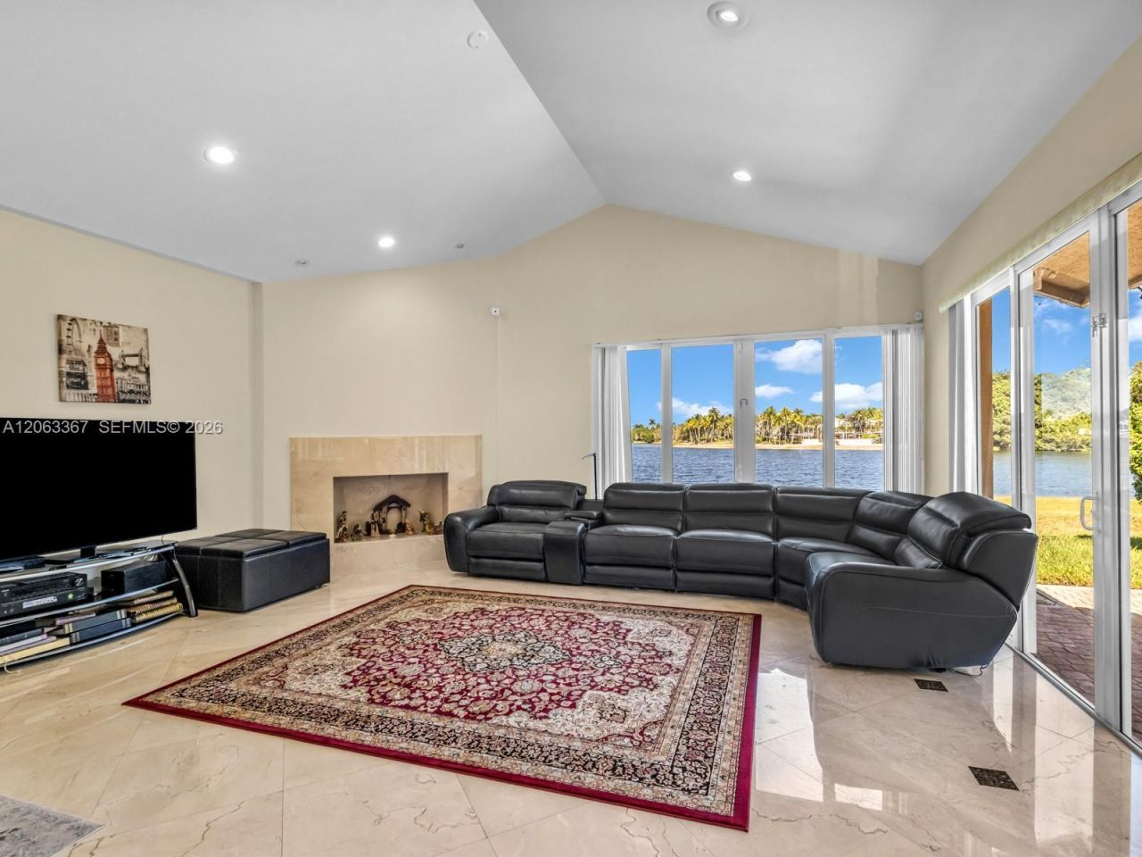2710 Walkers Way , Weston, FL 33331 Photo