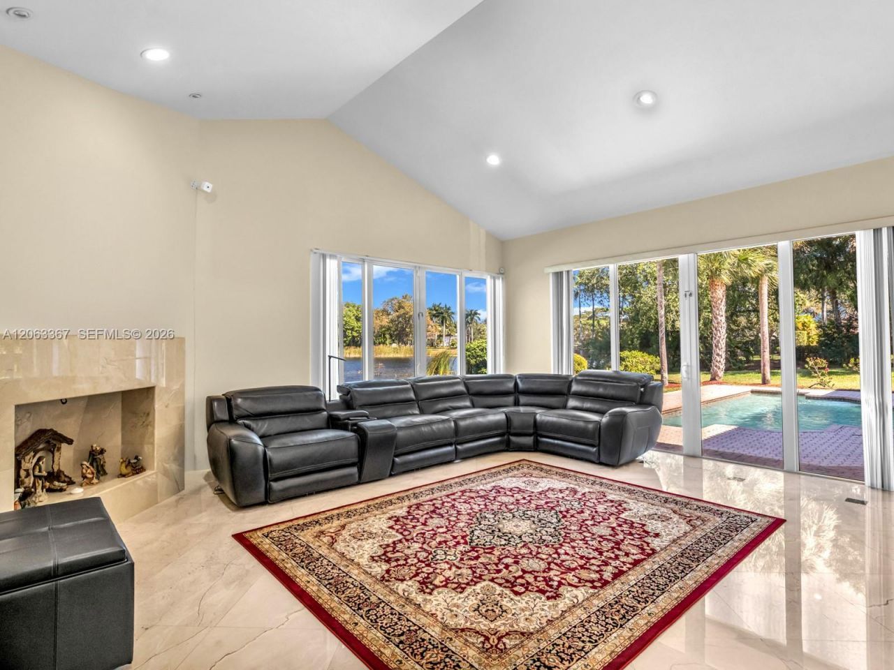 2710 Walkers Way , Weston, FL 33331 Photo