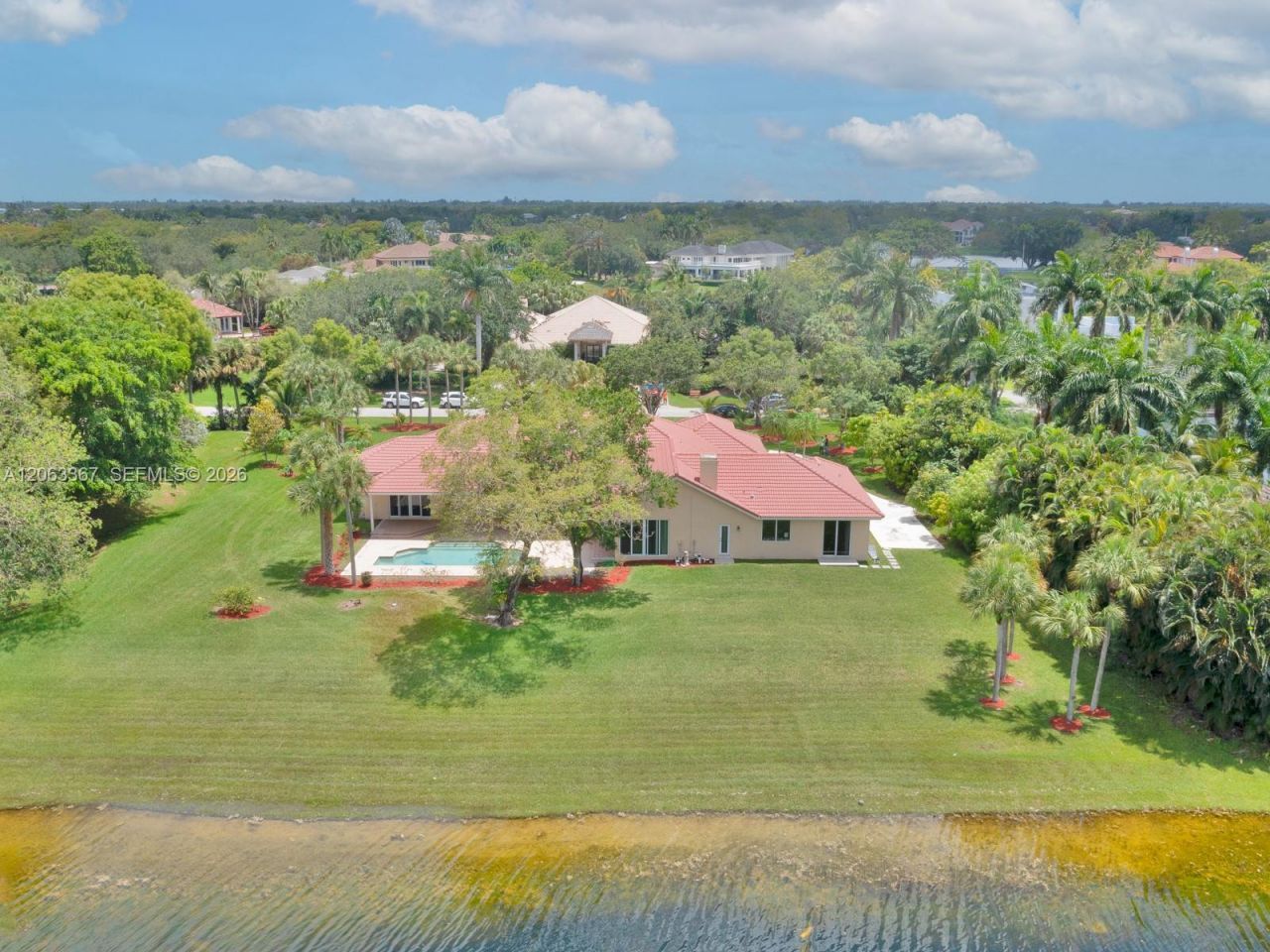 2710 Walkers Way , Weston, FL 33331 Photo