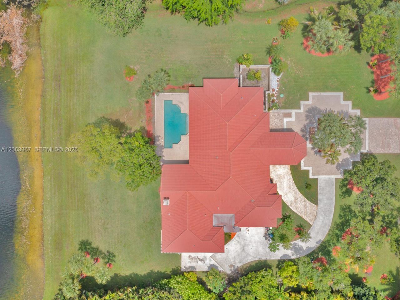 2710 Walkers Way , Weston, FL 33331 Photo