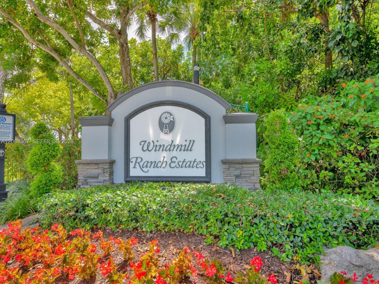 2710 Walkers Way , Weston, FL 33331 Photo