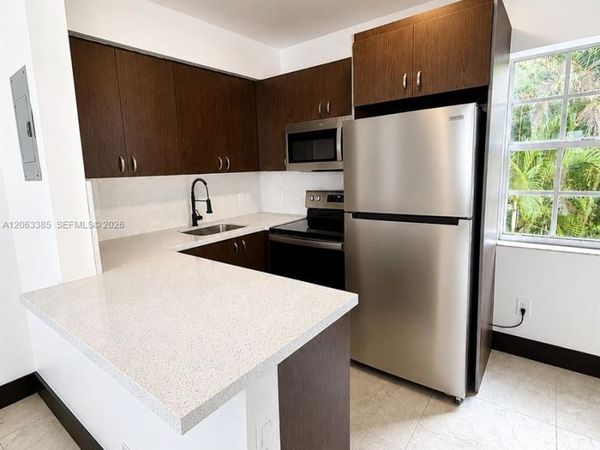 551 NE 62nd St, Unit 14, Miami, FL 33138