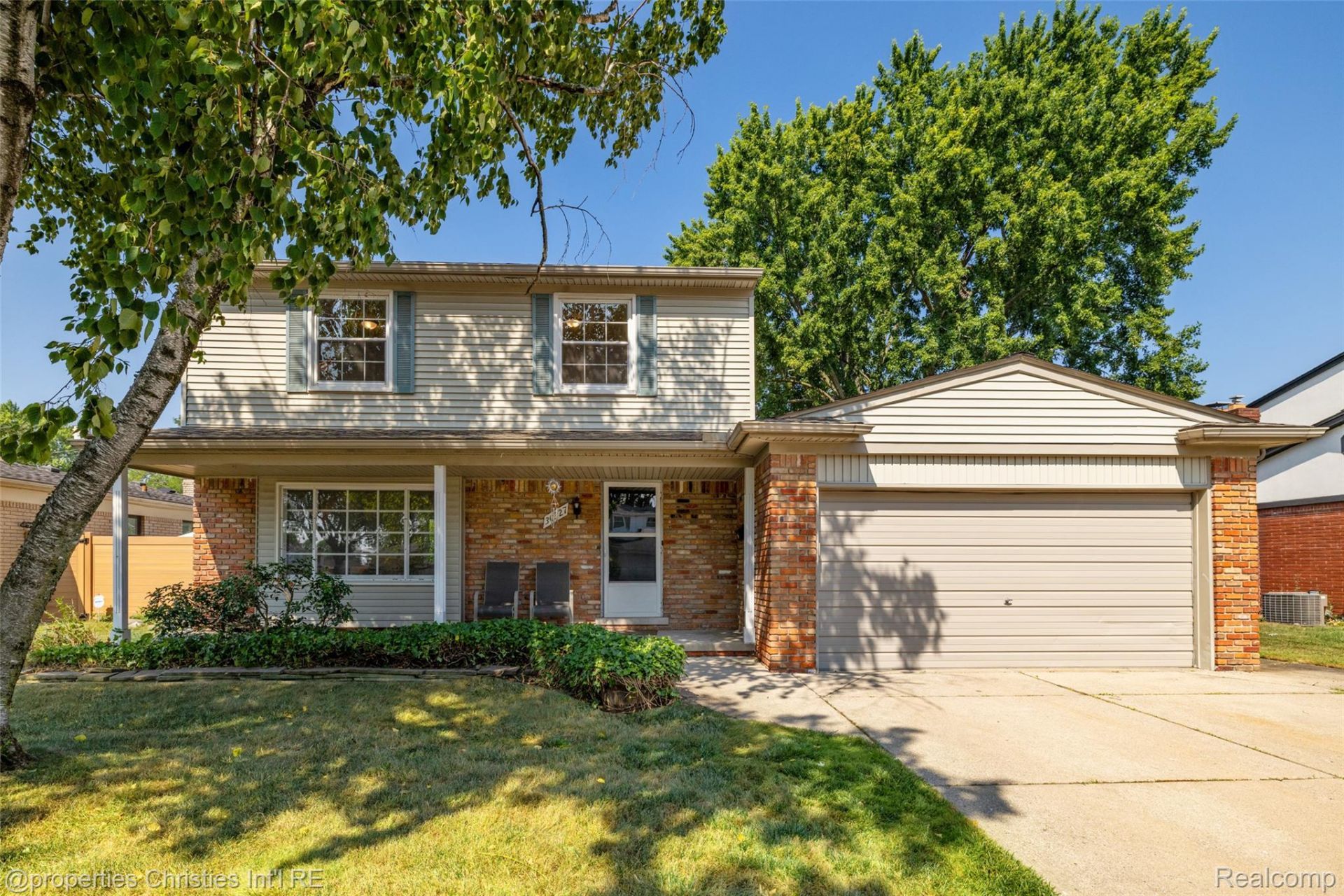 30327 Ohmer Drive, Warren, Mi 48092 Main Photo