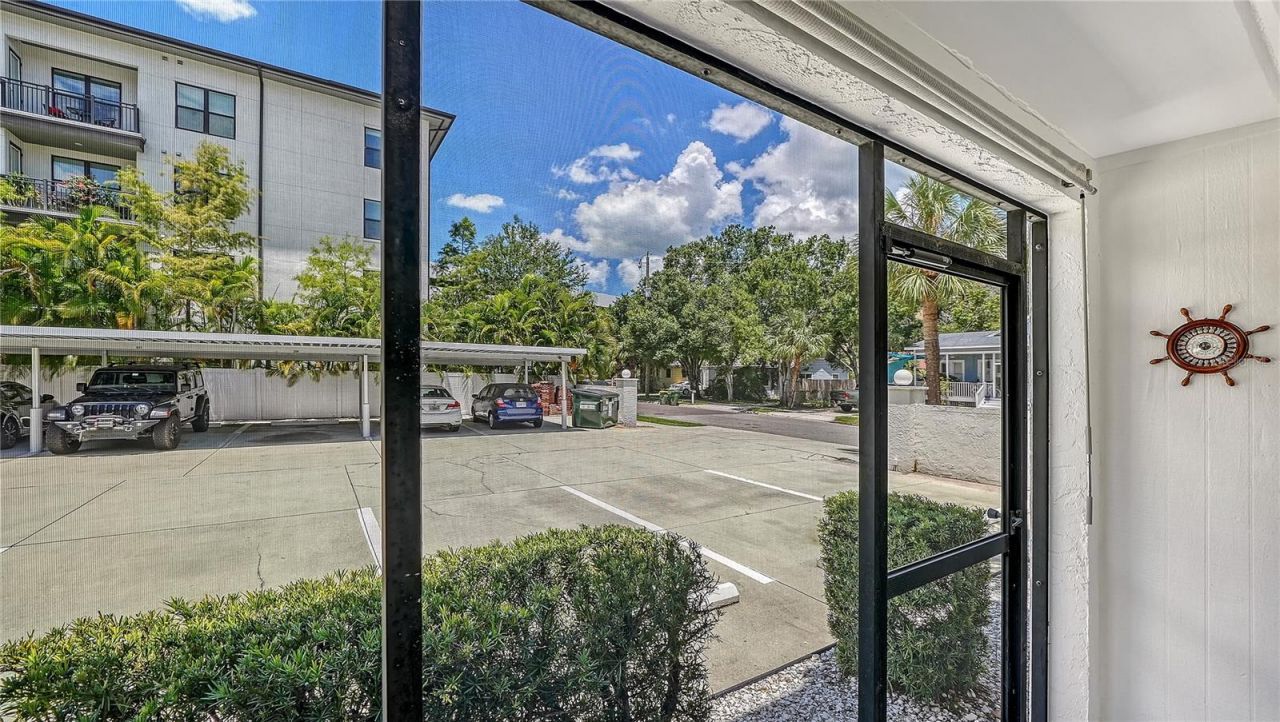 631 N Orange Avenue, Unit 108, Sarasota, FL 34236 Photo