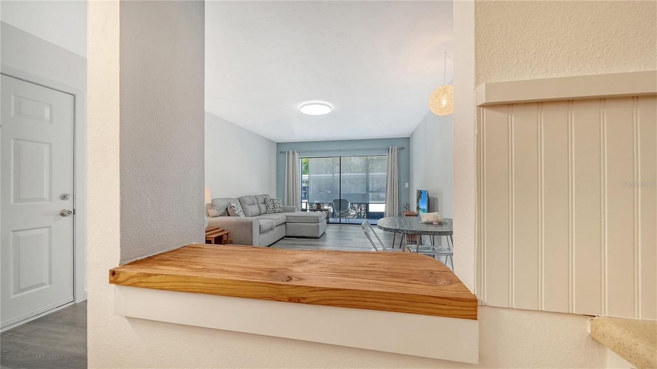 631 N Orange Avenue, Unit 108, Sarasota, FL 34236 Photo