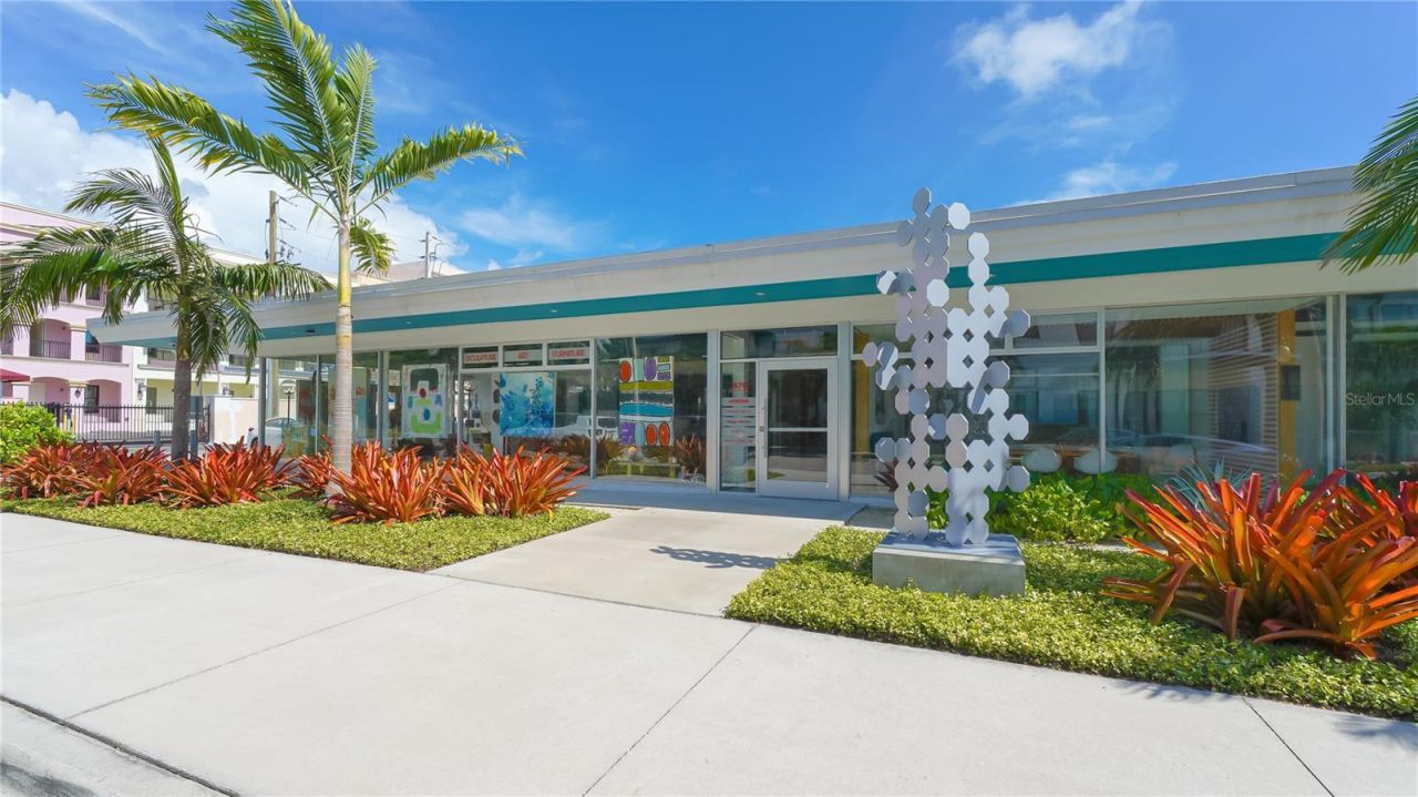 631 N Orange Avenue, Unit 108, Sarasota, FL 34236 Photo