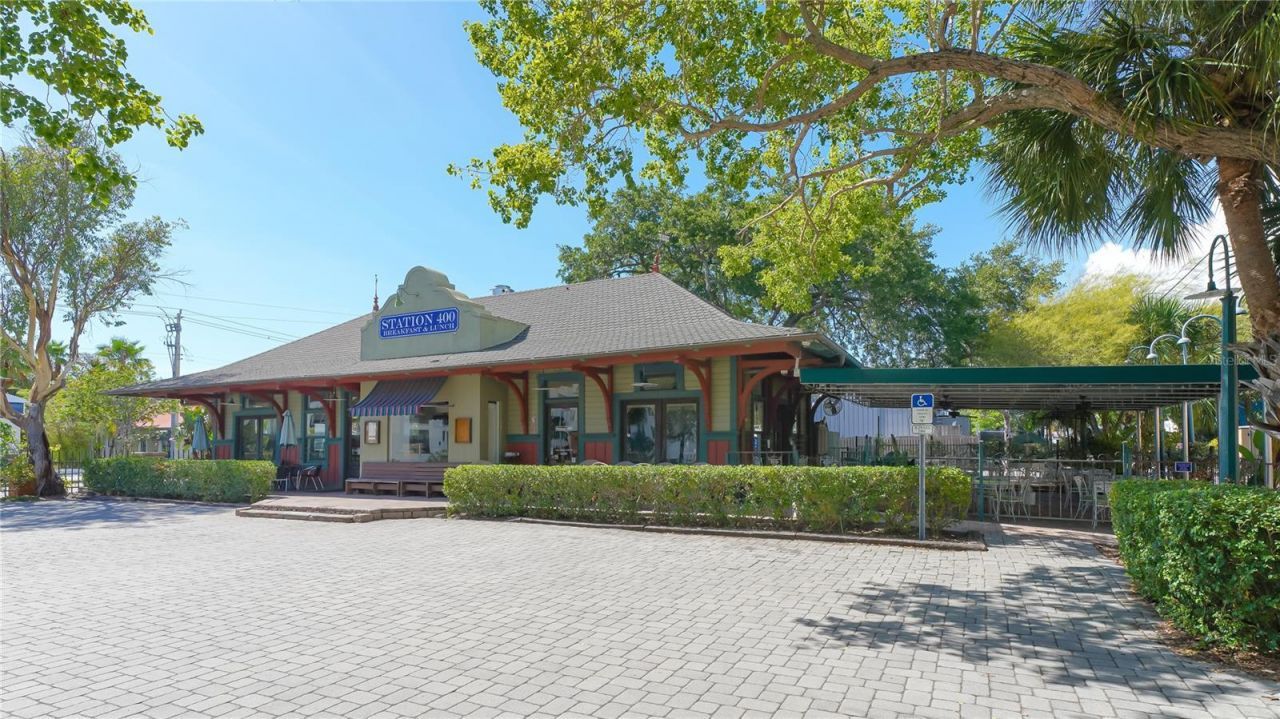 631 N Orange Avenue, Unit 108, Sarasota, FL 34236 Photo
