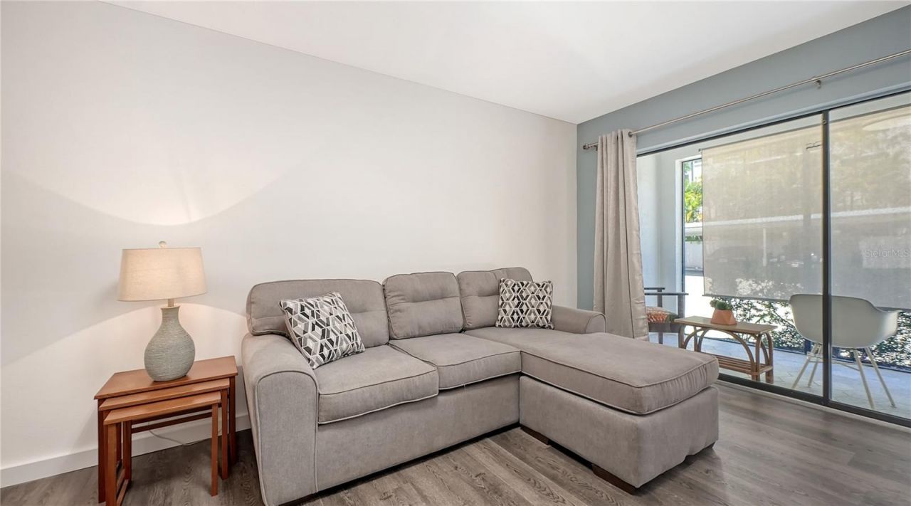 631 N Orange Avenue, Unit 108, Sarasota, FL 34236 Photo