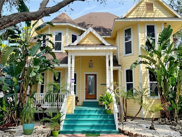 510 WIDEVIEW AVENUE, TARPON SPRINGS, FL 34689