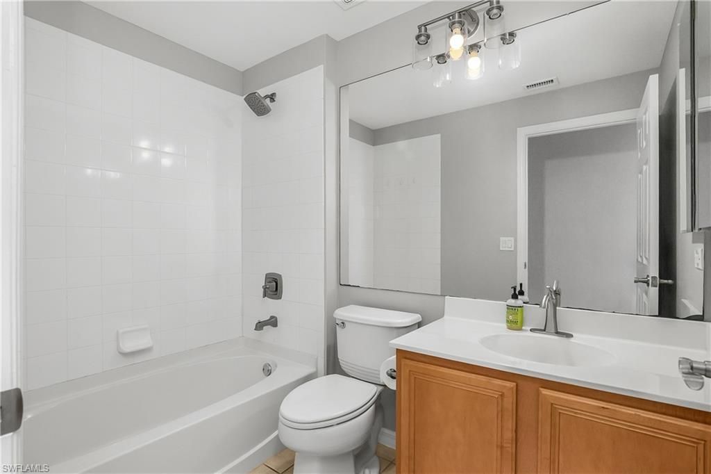 2022 Fairmont Ln , Naples, FL 34120 Photo