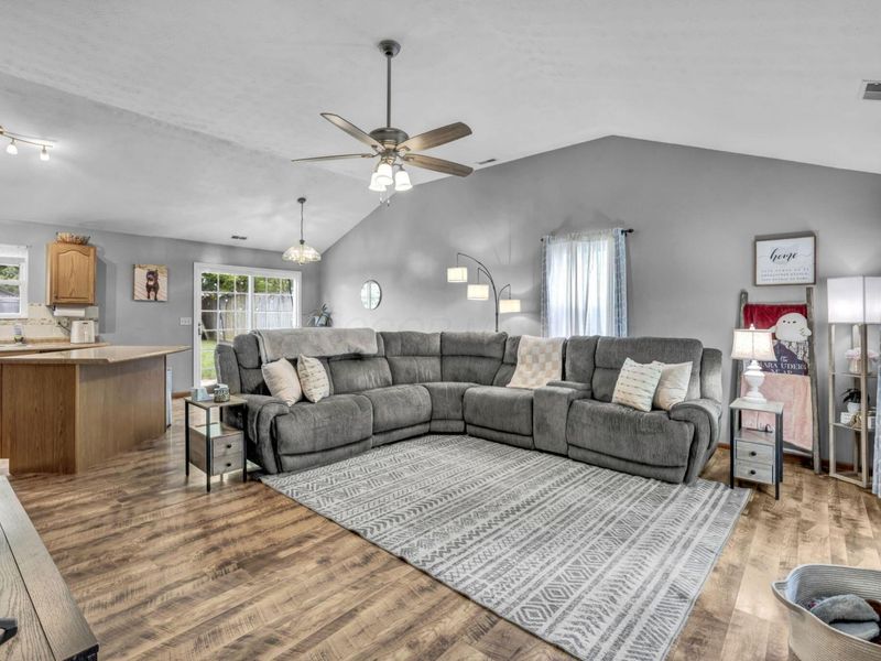 909 Mcdowell Street , Xenia, OH 45385 Photo 6