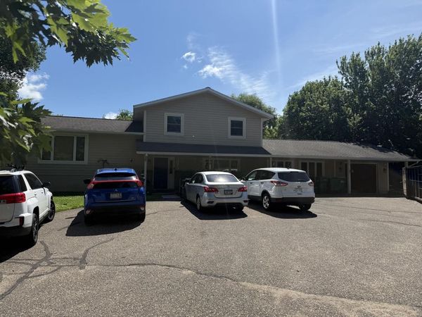 698 Baker ROAD, Hudson, WI 54016