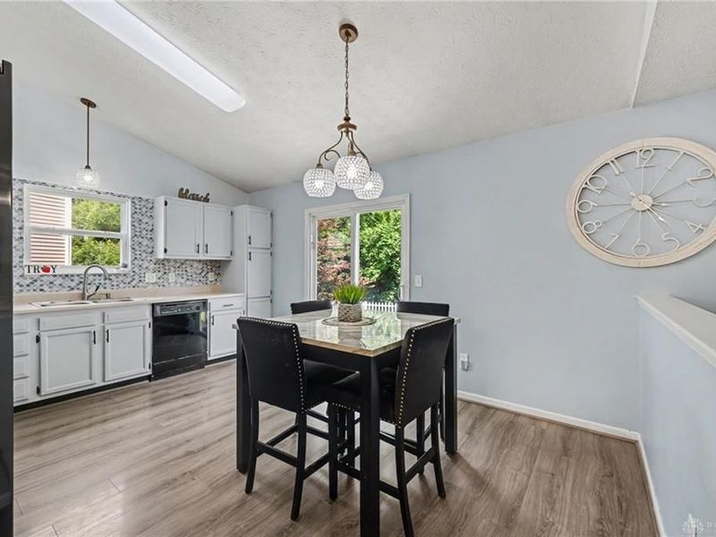 875 Gearhardt Lane, Troy, OH 45373 Photo 10