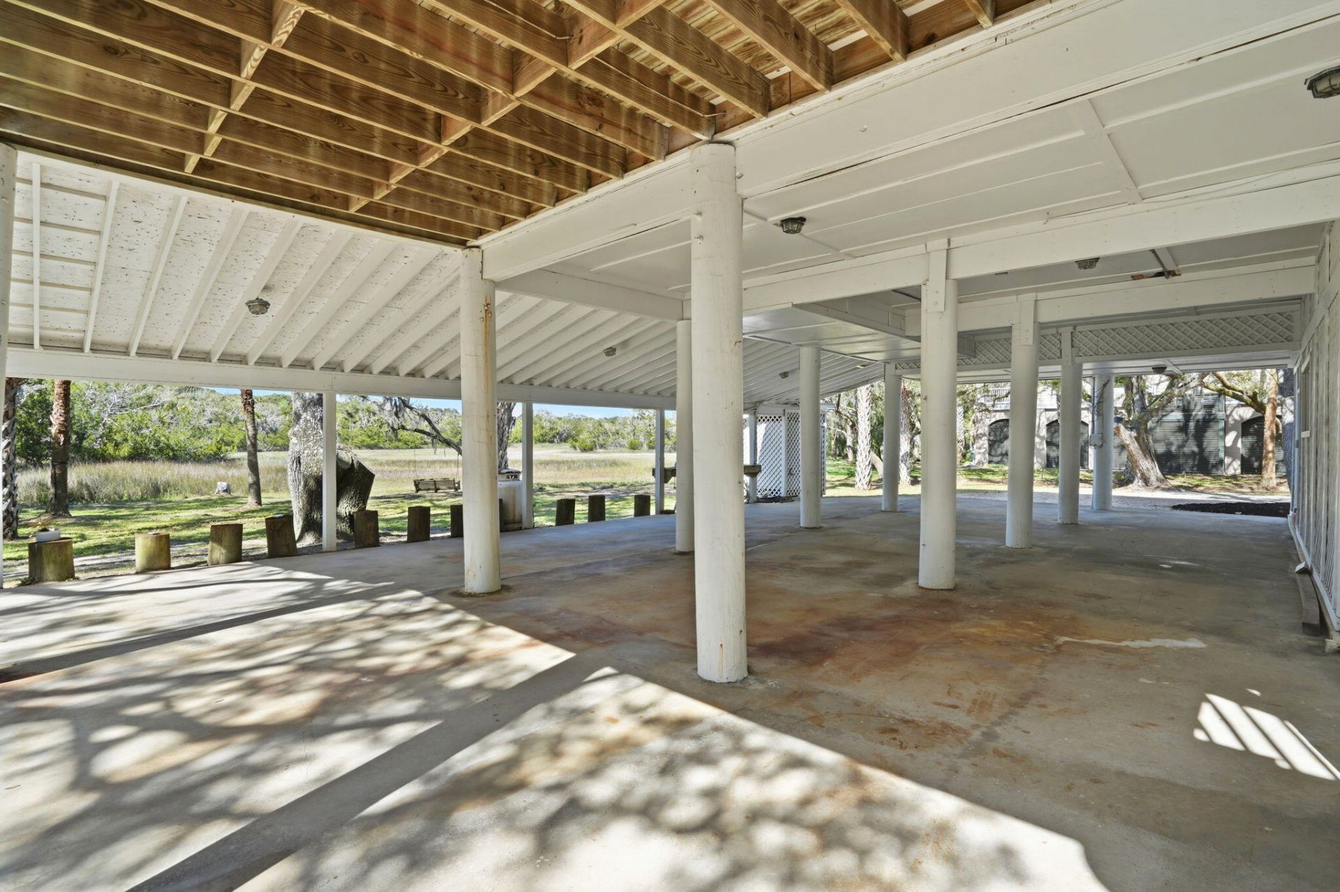 831 Hammocks Way Photo 47