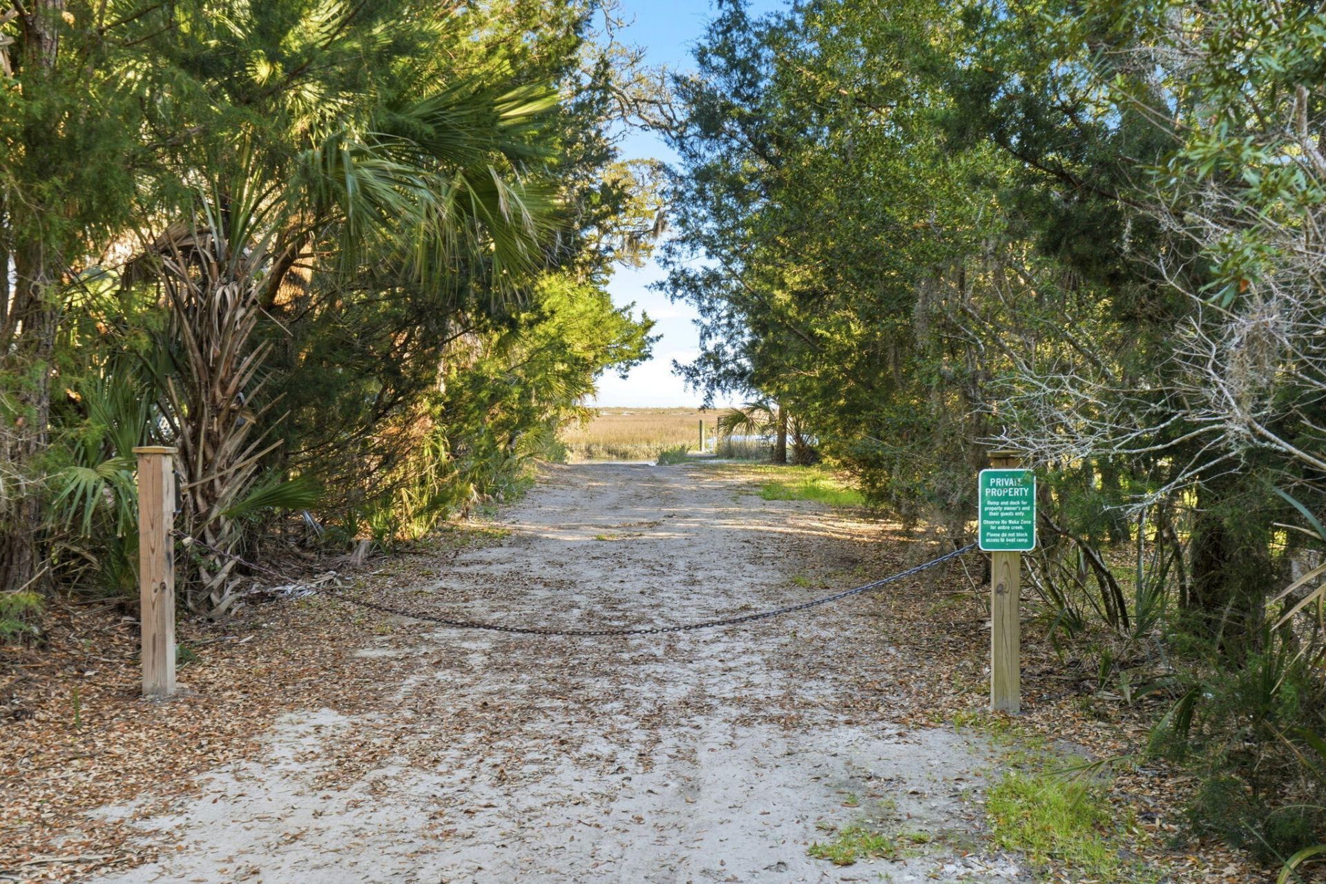 831 Hammocks Way Photo 54
