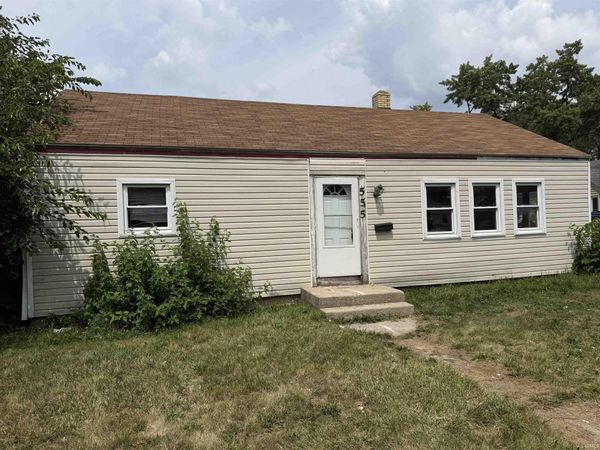 555 E Rudisill Boulevard, Fort Wayne, IN 46806
