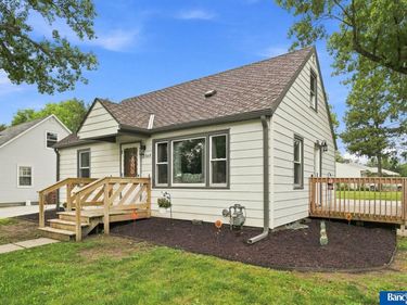 2749 N Cotner Boulevard, Lincoln, NE 68507