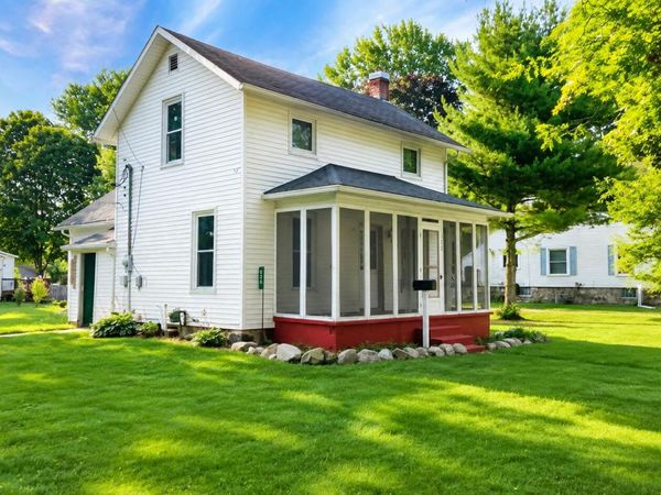 630 N Main Street, Bellevue, MI 49021