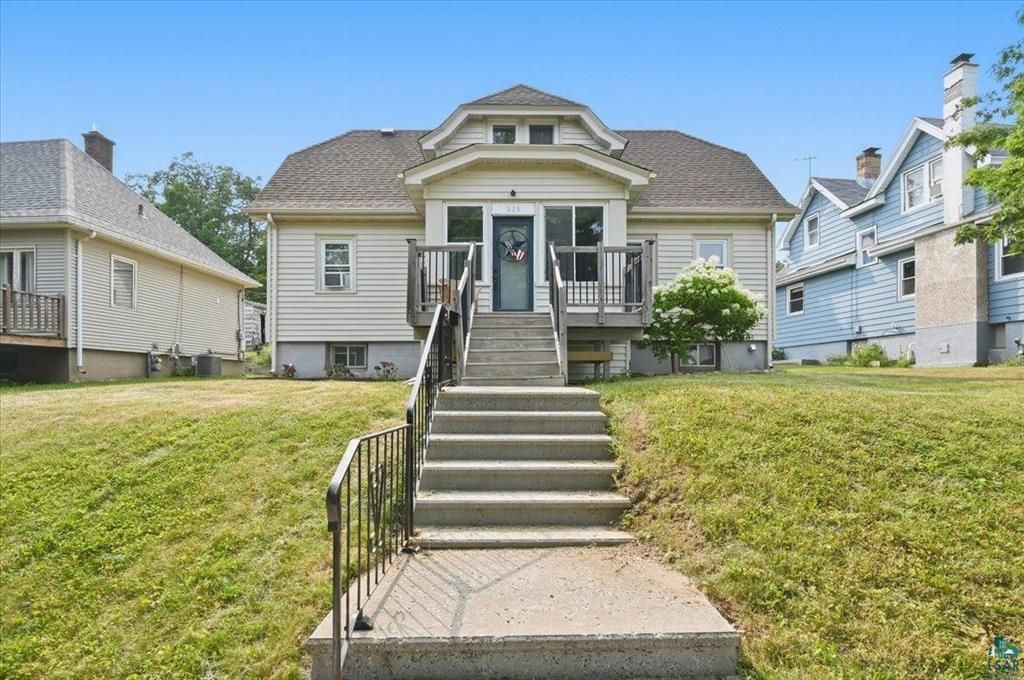 629 Spear Avenue , Duluth, MN 55803 Main Photo