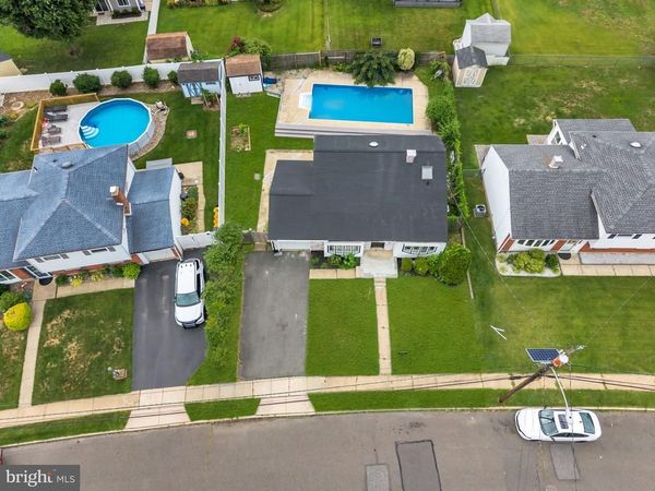 16 FALMOUTH ROAD, HAMILTON, NJ 08620