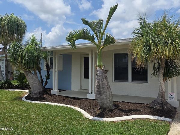 854 Iroquois Avenue, Melbourne, FL 32935