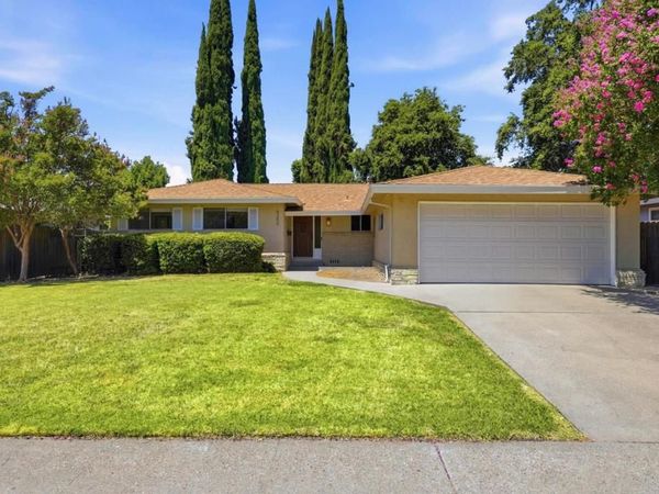 6250 Riverside Boulevard, Sacramento, CA 95831