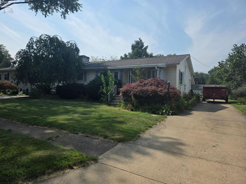 2033 S Oldgate Street, Sandusky, OH 44870 Photo 2
