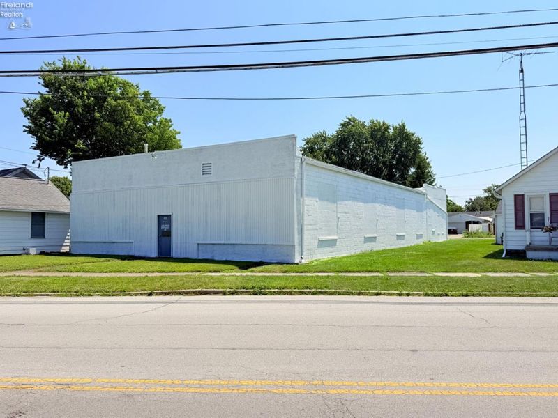513 Fremont Road, Port Clinton, OH 43452 Photo 3